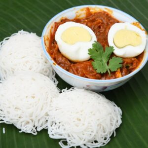 Idiyappam (String hoppers) with Egg curry